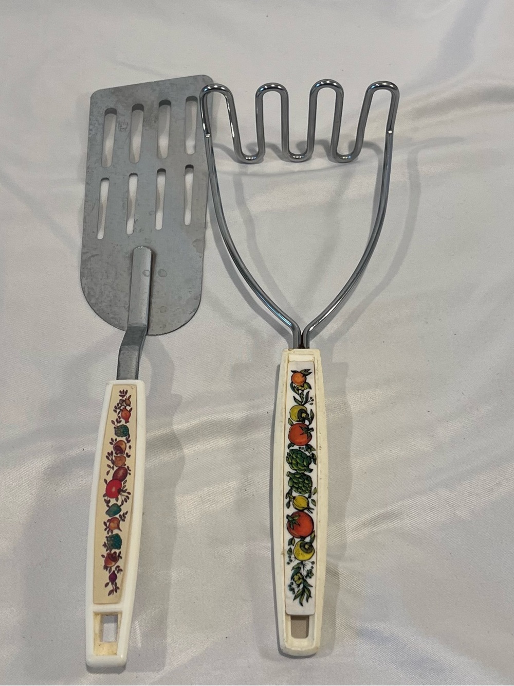 Vintage Foley Spice of Life Fruit Vegetable Spatula Masher Set 2 Pc